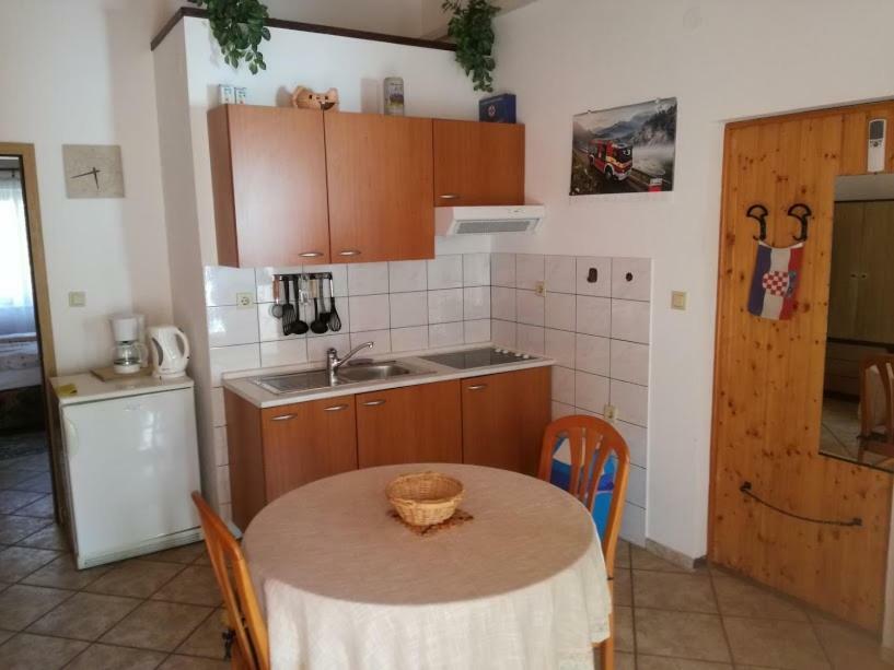 Apartmani Marijana Селце Екстериор снимка