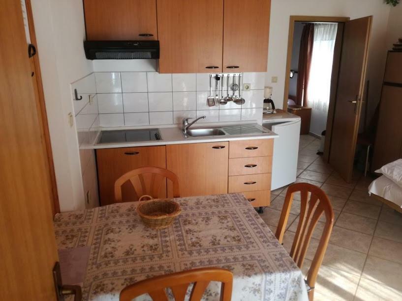 Apartmani Marijana Селце Екстериор снимка